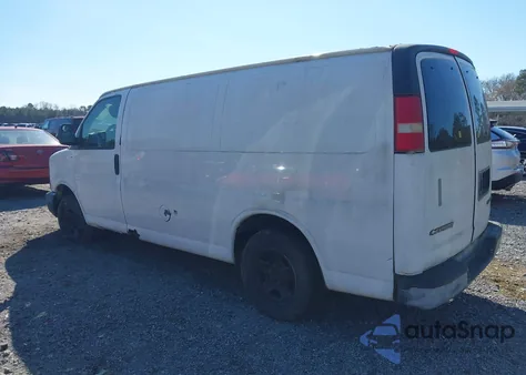 2006 Chevrolet Express Work Van z USA, uszkodzony, nr VIN 1GCFG15X661273156